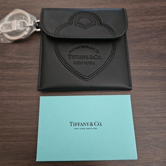Tiffany & Co. Handbags - Return to Tiffany Pouch Bag Charm White Leather